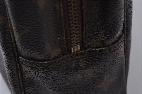 Auth Louis Vuitton Monogram Trousse Toilette 28 Clutch Hand Bag M47522 LV 8211D