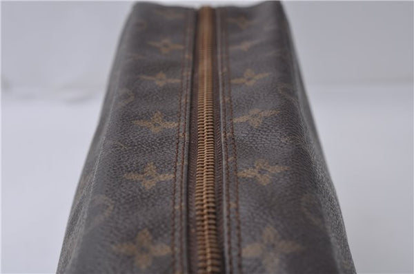 Auth Louis Vuitton Monogram Trousse Toilette 28 Clutch Hand Bag M47522 LV 8211D