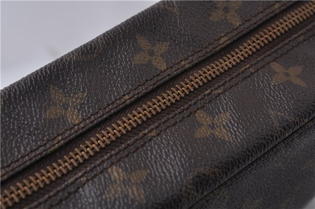 Auth Louis Vuitton Monogram Trousse Toilette 28 Clutch Hand Bag M47522 LV 8211D