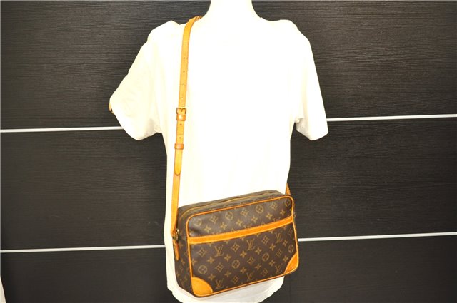 Auth Louis Vuitton Monogram Trocadero 30 Shoulder Cross Body Bag M51272 LV 8230D