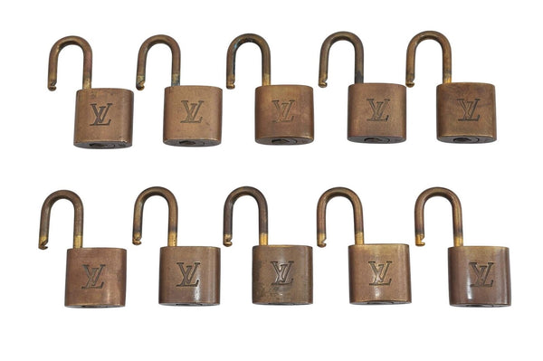 Authentic LOUIS VUITTON Padlock Gold 10Set LV 8237B