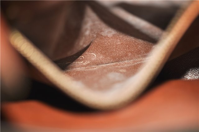 Auth LOUIS VUITTON Monogram Saint Cloud MM Shoulder Cross Bag M51243 LV 8240C