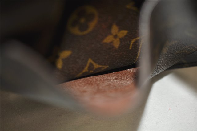 Auth LOUIS VUITTON Monogram Saint Cloud MM Shoulder Cross Bag M51243 LV 8240C