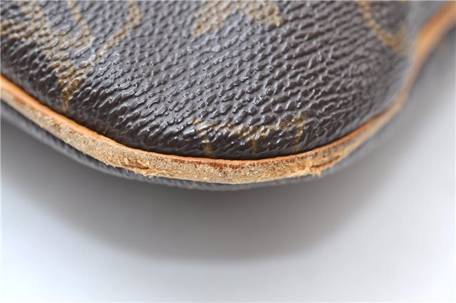 Auth Louis Vuitton Monogram Pochette Bosphore Shoulder Cross Bag M40044 LV 8246E