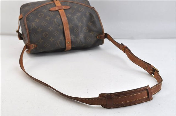 Auth LOUIS VUITTON Monogram Saumur 30 Shoulder Cross Body Bag M42256 LV 8248C
