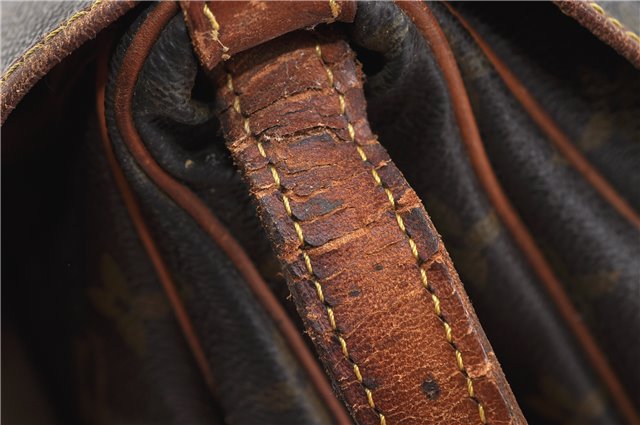 Auth LOUIS VUITTON Monogram Saumur 30 Shoulder Cross Body Bag M42256 LV 8248C