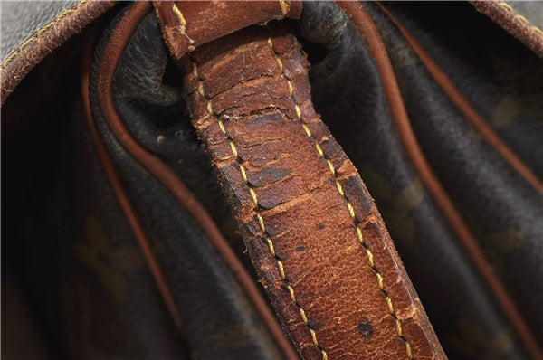 Auth LOUIS VUITTON Monogram Saumur 30 Shoulder Cross Body Bag M42256 LV 8248C