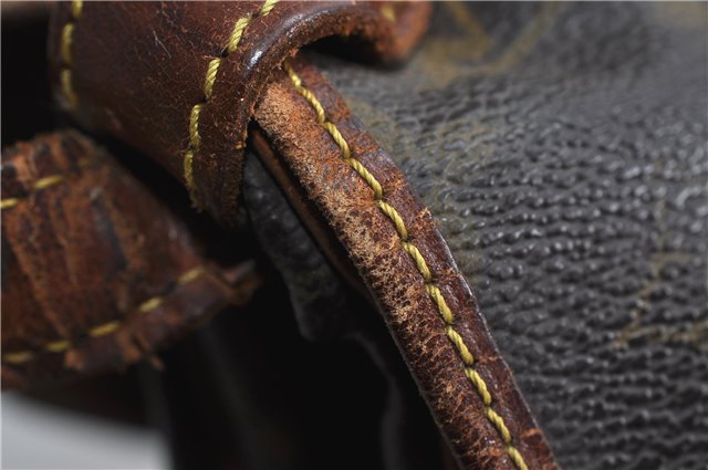 Auth LOUIS VUITTON Monogram Saumur 30 Shoulder Cross Body Bag M42256 LV 8248C