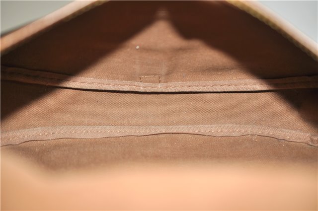 Auth LOUIS VUITTON Monogram Saumur 30 Shoulder Cross Body Bag M42256 LV 8248C