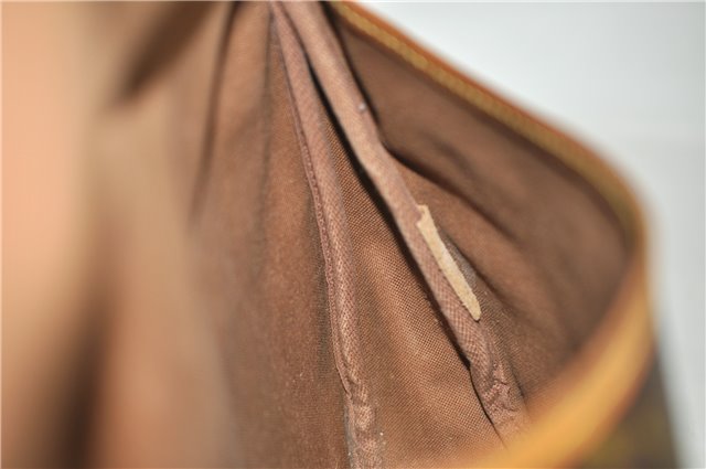 Auth LOUIS VUITTON Monogram Saumur 30 Shoulder Cross Body Bag M42256 LV 8248C