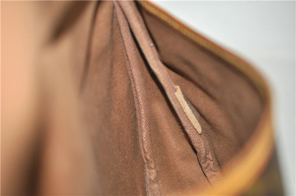 Auth LOUIS VUITTON Monogram Saumur 30 Shoulder Cross Body Bag M42256 LV 8248C