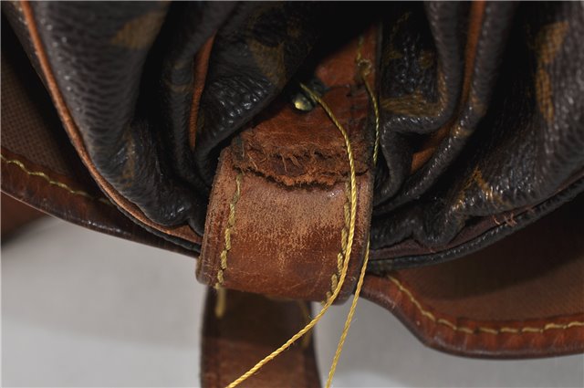 Auth LOUIS VUITTON Monogram Saumur 35 Shoulder Cross Body Bag M42254 LV 8249C