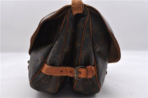 Auth LOUIS VUITTON Monogram Saumur 30 Shoulder Cross Body Bag M42256 LV 8250C
