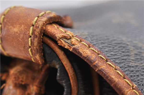 Auth LOUIS VUITTON Monogram Saumur 30 Shoulder Cross Body Bag M42256 LV 8250C