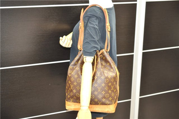 Authentic LOUIS VUITTON Monogram Noe Shoulder Bag M42224 LV 8261C