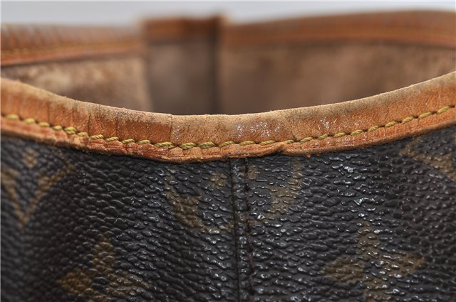 Authentic LOUIS VUITTON Monogram Bucket GM Shoulder Bag M42236 LV Junk 8263C