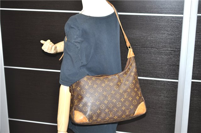 Auth LOUIS VUITTON Monogram Boulogne 35 Shoulder Cross Body Bag M51260 LV 8270C