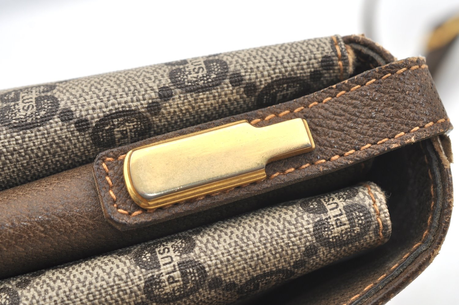 Authentic GUCCI GG Plus Shoulder Cross Body Bag GG PVC Leather Brown Junk 8292H