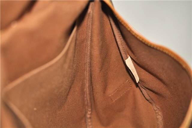 Auth LOUIS VUITTON Monogram Saumur 35 Shoulder Cross Body Bag M42254 LV 8310C