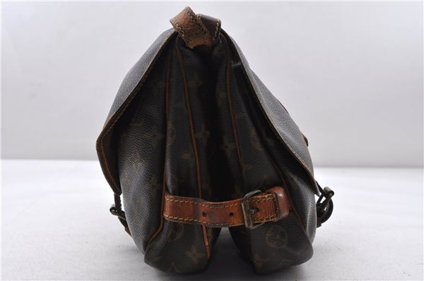 Auth LOUIS VUITTON Monogram Saumur 30 Shoulder Cross Body Bag M42256 LV 8329C
