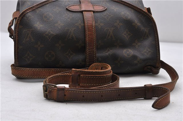 Auth LOUIS VUITTON Monogram Saumur 30 Shoulder Cross Body Bag M42256 LV 8329C