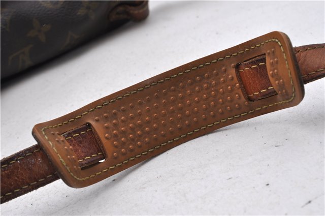 Auth LOUIS VUITTON Monogram Saumur 30 Shoulder Cross Body Bag M42256 LV 8329C