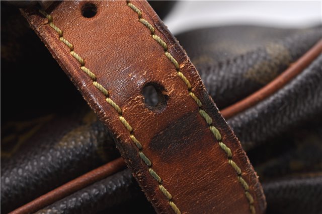 Auth LOUIS VUITTON Monogram Saumur 30 Shoulder Cross Body Bag M42256 LV 8329C