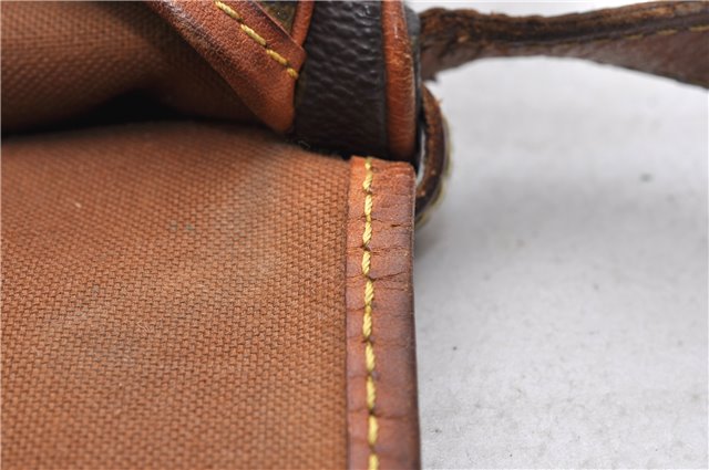 Auth LOUIS VUITTON Monogram Saumur 30 Shoulder Cross Body Bag M42256 LV 8329C