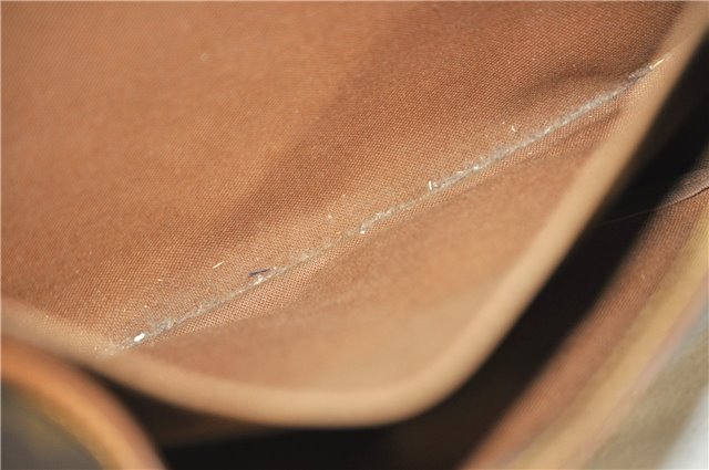 Auth LOUIS VUITTON Monogram Saumur 30 Shoulder Cross Body Bag M42256 LV 8329C