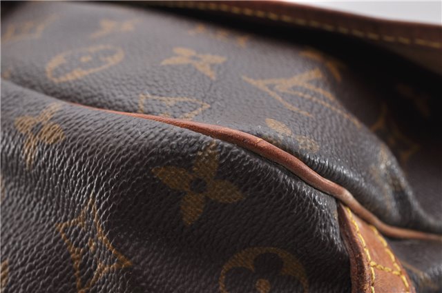 Auth LOUIS VUITTON Monogram Saumur 30 Shoulder Cross Body Bag M42256 LV 8350C