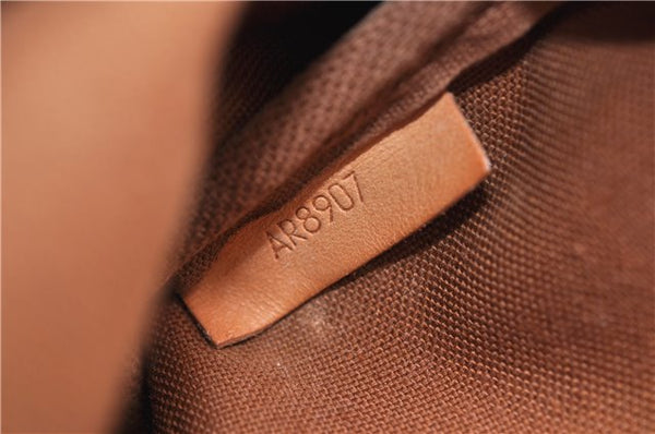 Auth LOUIS VUITTON Monogram Saumur 30 Shoulder Cross Body Bag M42256 LV 8350C