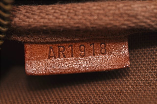 Auth Louis Vuitton Monogram Pochette Accessoires Shoulder Cross Body Pouch 8351D