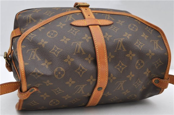 Auth LOUIS VUITTON Monogram Saumur 30 Shoulder Cross Body Bag M42256 LV 8369C