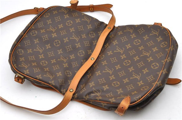 Auth LOUIS VUITTON Monogram Saumur 30 Shoulder Cross Body Bag M42256 LV 8369C