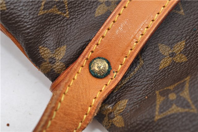 Auth LOUIS VUITTON Monogram Saumur 30 Shoulder Cross Body Bag M42256 LV 8369C