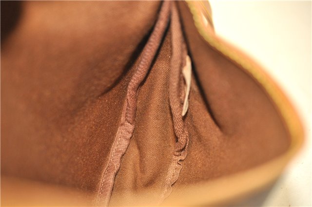 Auth LOUIS VUITTON Monogram Saumur 30 Shoulder Cross Body Bag M42256 LV 8369C