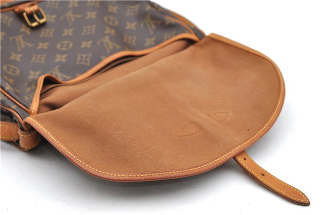 Auth LOUIS VUITTON Monogram Saumur 30 Shoulder Cross Body Bag M42256 LV 8369C