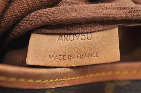 Auth LOUIS VUITTON Monogram Saumur 30 Shoulder Cross Body Bag M42256 LV 8369C