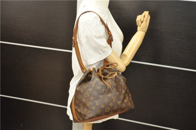 Authentic Louis Vuitton Monogram Petit Noe Shoulder Bag M42226 LV 8373D