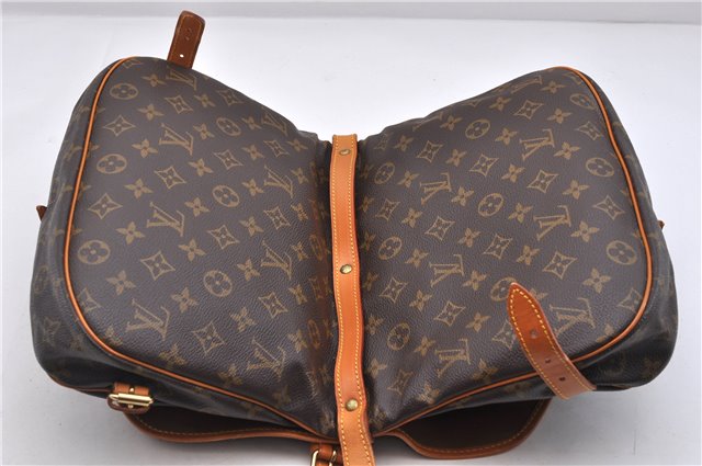 Auth LOUIS VUITTON Monogram Saumur 30 Shoulder Cross Body Bag M42256 LV 8397C