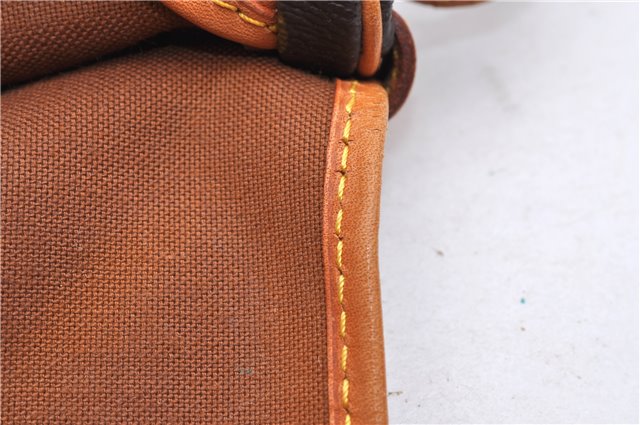 Auth LOUIS VUITTON Monogram Saumur 30 Shoulder Cross Body Bag M42256 LV 8397C