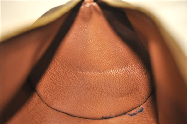 Authentic Louis Vuitton Monogram Papillon 30 Hand Bag Old Model LV 8398F