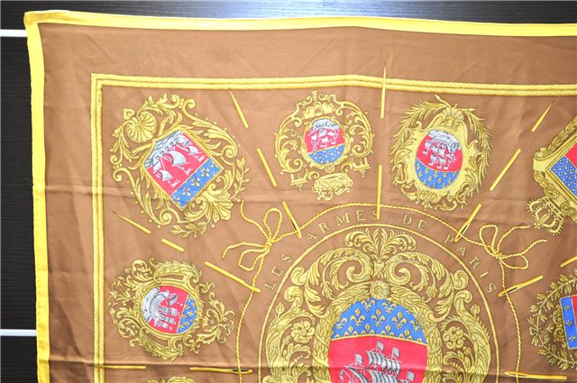 Authentic HERMES Carre 90 Scarf 