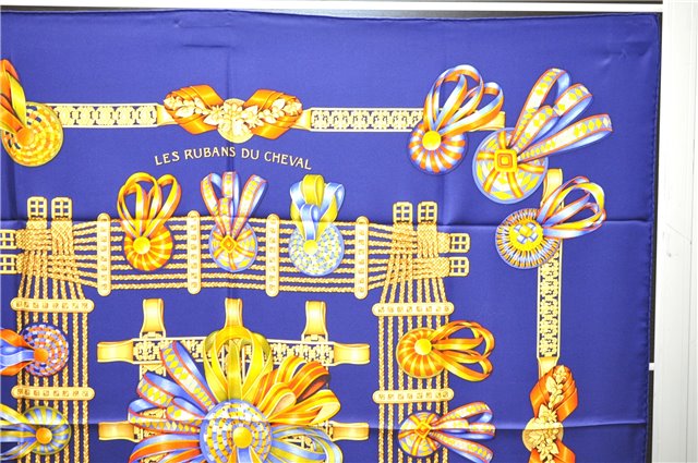 Authentic HERMES Carre 90 Scarf 