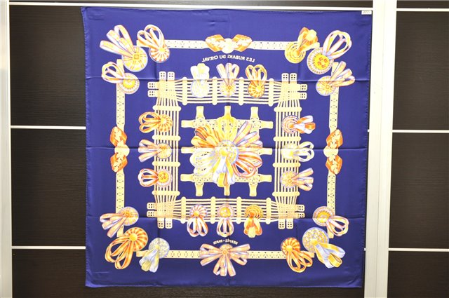 Authentic HERMES Carre 90 Scarf 