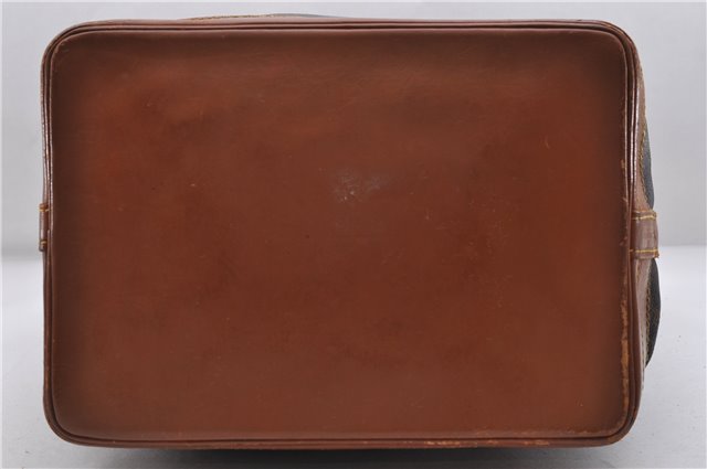 Authentic LOUIS VUITTON Monogram Noe Shoulder Bag M42224 LV 8458C