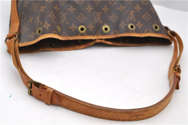 Authentic LOUIS VUITTON Monogram Petit Noe Shoulder Bag Purse M42226 LV 8479C