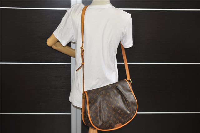 Authentic Louis Vuitton Monogram Menilmontant MM M40473 Shoulder Cross Bag 8497E