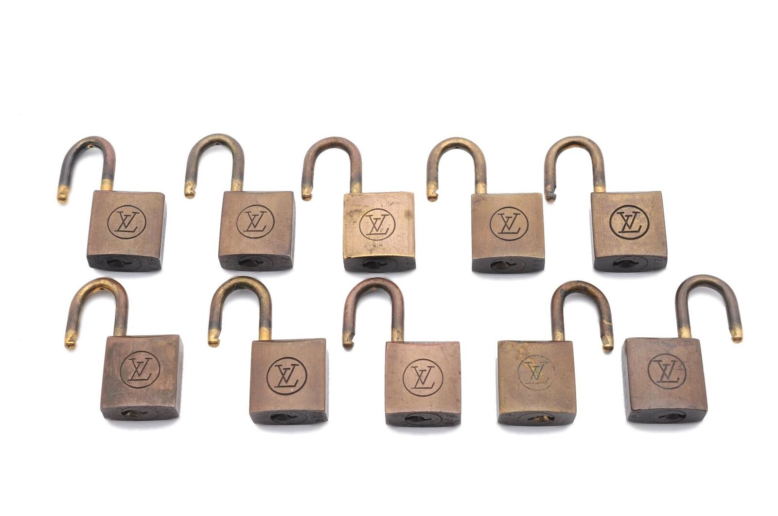 Authentic LOUIS VUITTON Padlock 10Set Old Model LV 8566B