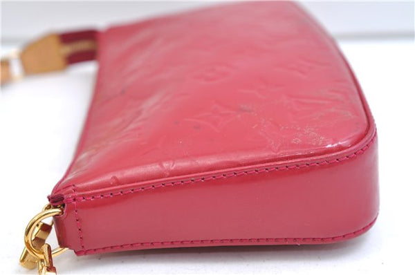 Authentic Louis Vuitton Vernis Pochette Accessoires Pouch Pink M91574 LV 8590E